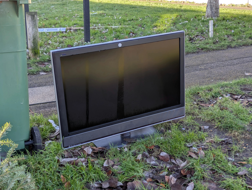 Professional Television Pickup & Disposal